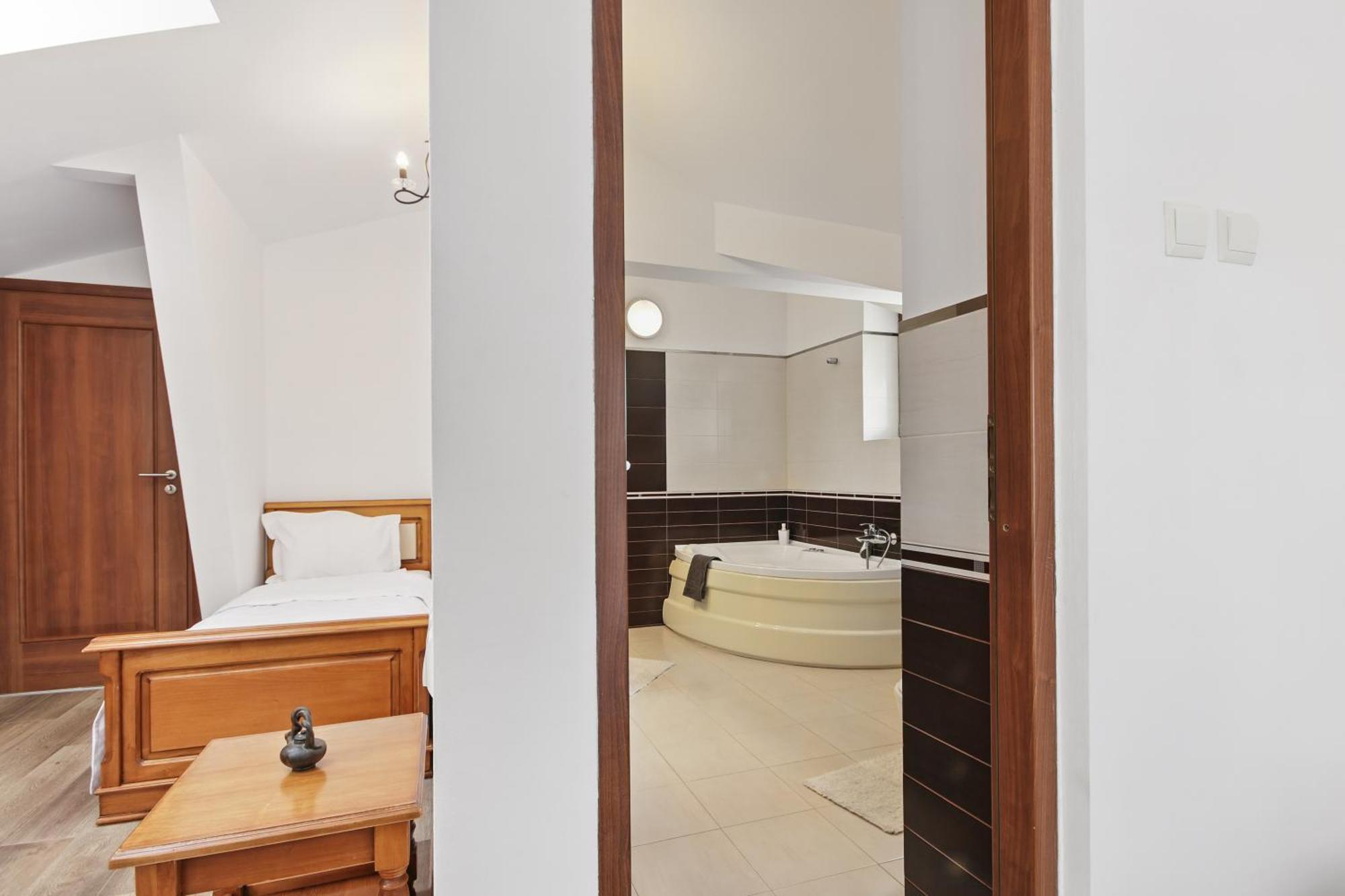 Hotel Casa Galand Parscov Zewnętrze zdjęcie