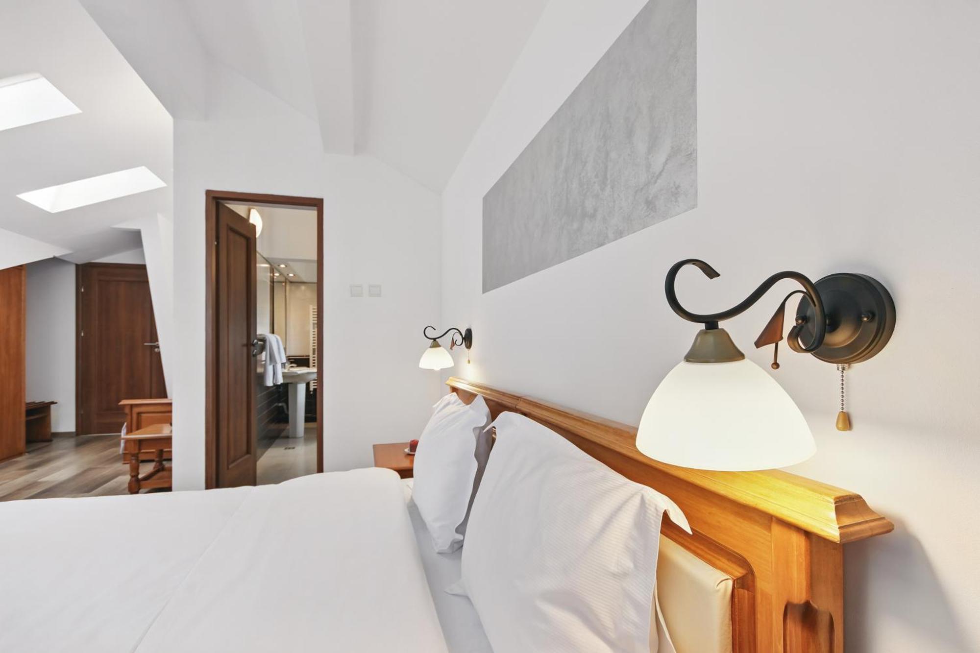 Hotel Casa Galand Parscov Zewnętrze zdjęcie