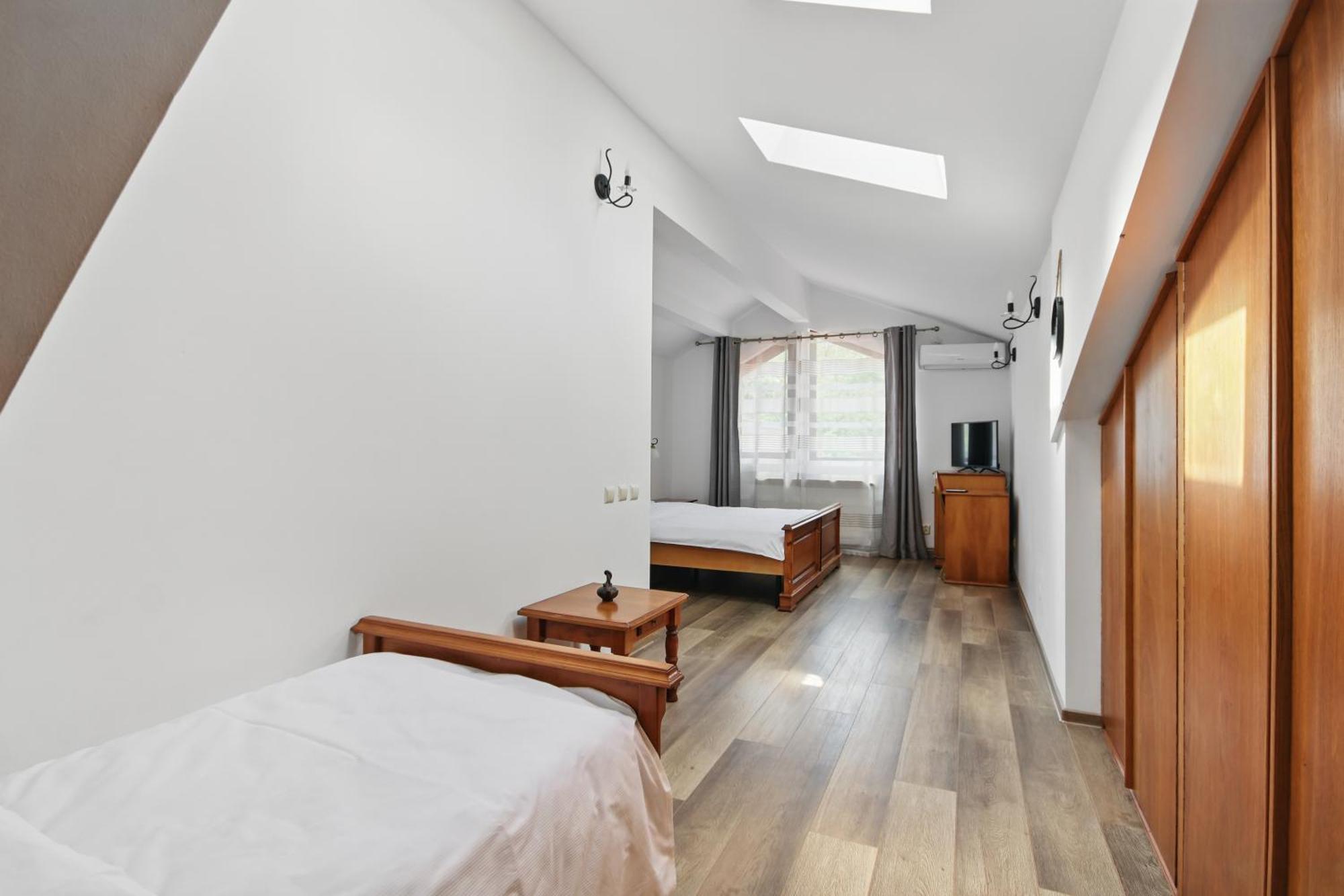 Hotel Casa Galand Parscov Zewnętrze zdjęcie