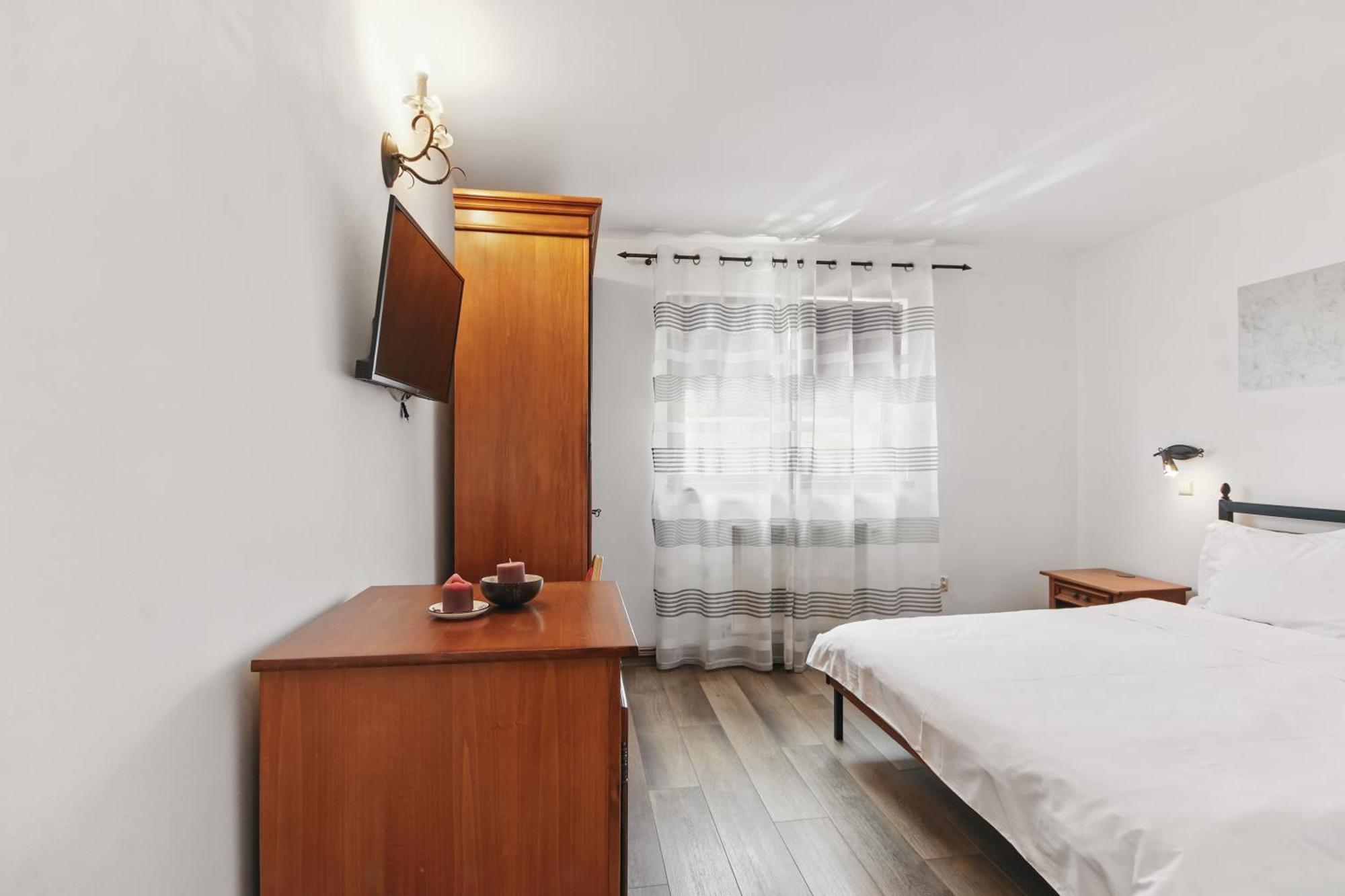Hotel Casa Galand Parscov Zewnętrze zdjęcie