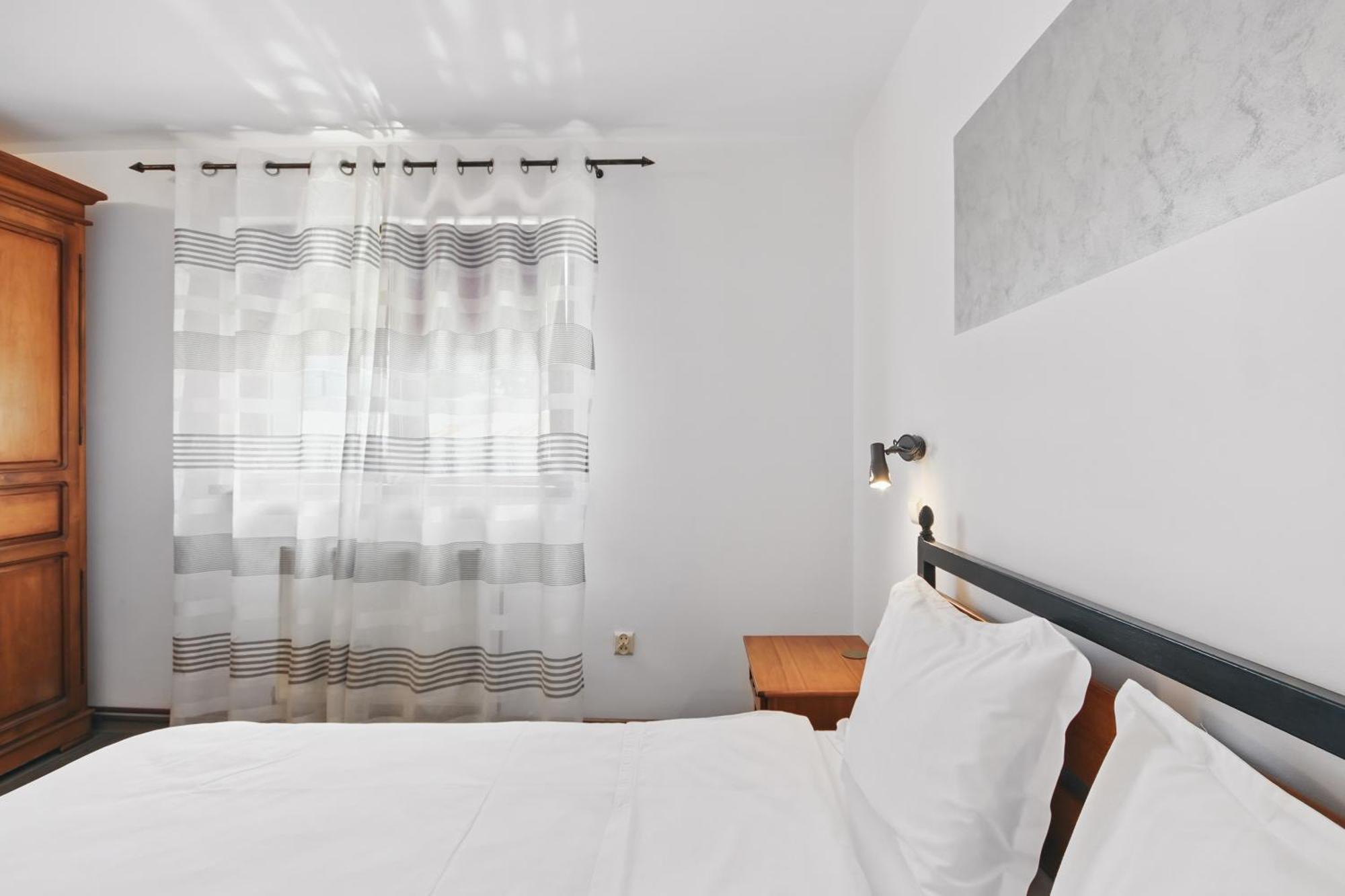 Hotel Casa Galand Parscov Zewnętrze zdjęcie
